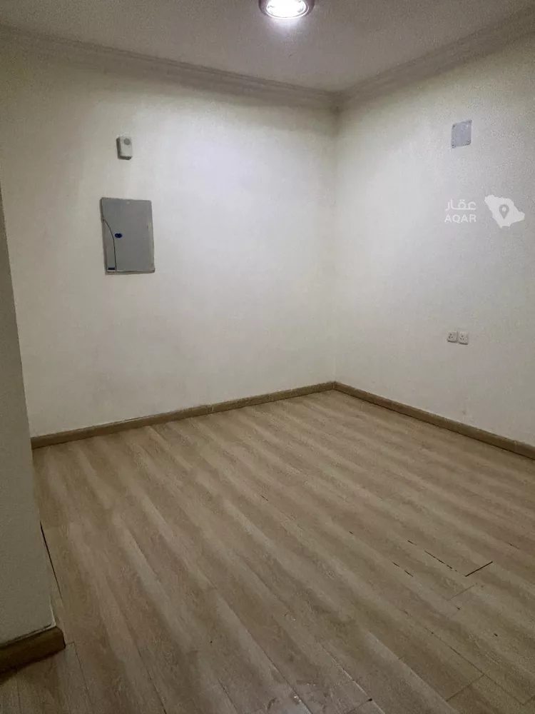 شقة للإيجار في شارع الحسن الهمداني, حي الفيحاء, مدينة الرياض, منطقة الرياض 4