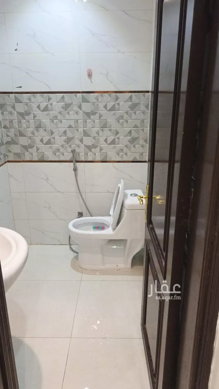 عمارة للإيجار في شارع القادسية, حي الياسمين, مدينة الرياض, منطقة الرياض صورة 5