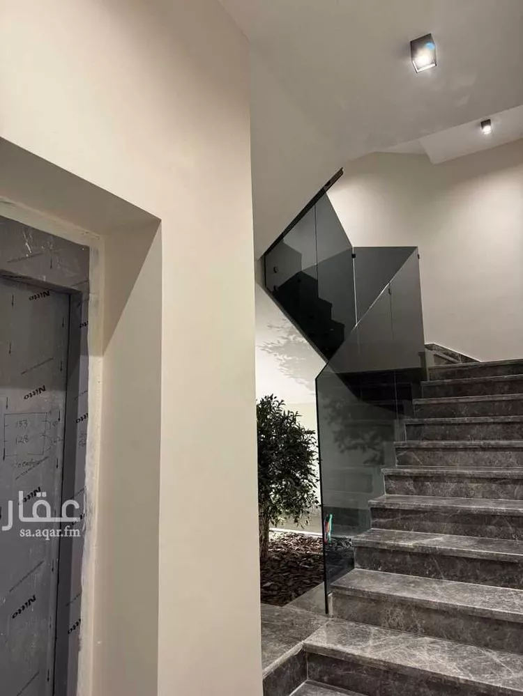 دور للبيع في شارع الحجا, حي النفل, مدينة الرياض, منطقة الرياض صورة 4