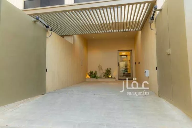 دور للبيع في شارع بهير الحارثي, حي المصيف, مدينة الرياض, منطقة الرياض صورة 2