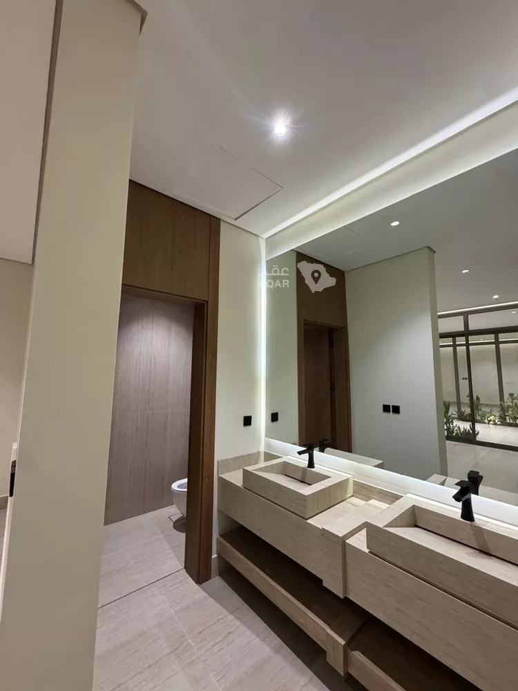 Floor for Sale in Riyadh An Nafal 6