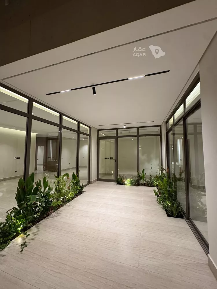 Floor for Sale in Riyadh An Nafal 8