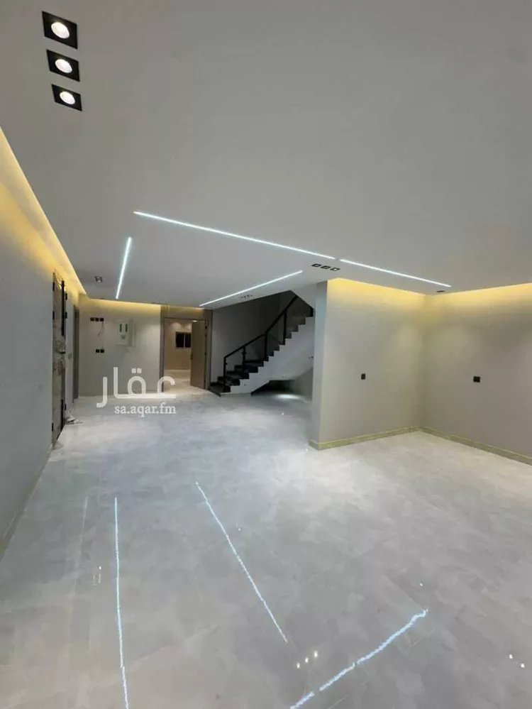 فيلا للبيع في شارع المهدج 618, حي المهدج, مدينة أبو عريش - أبو عريش, منطقة جازان صورة 5