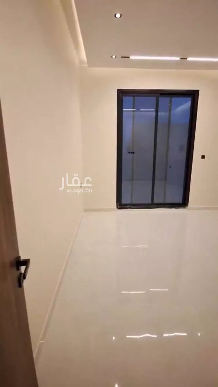 دور للبيع في شارع  15, حي المعيزيلة, مدينة الرياض, منطقة الرياض صورة 2