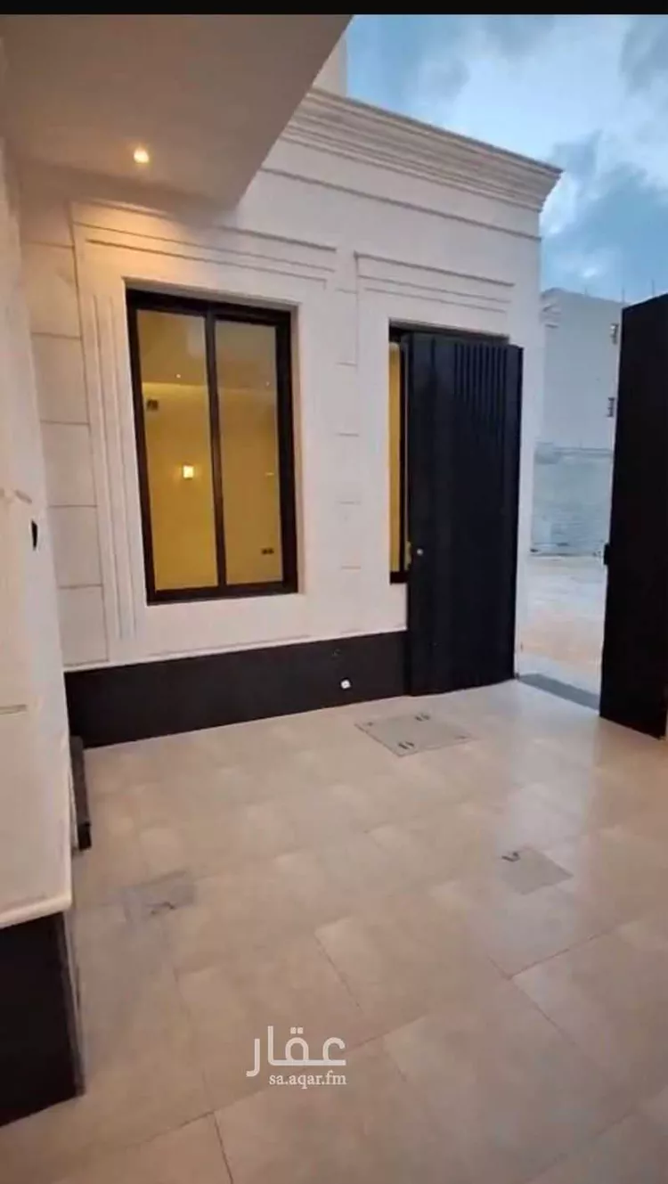 دور للبيع في شارع  15, حي المعيزيلة, مدينة الرياض, منطقة الرياض صورة 3