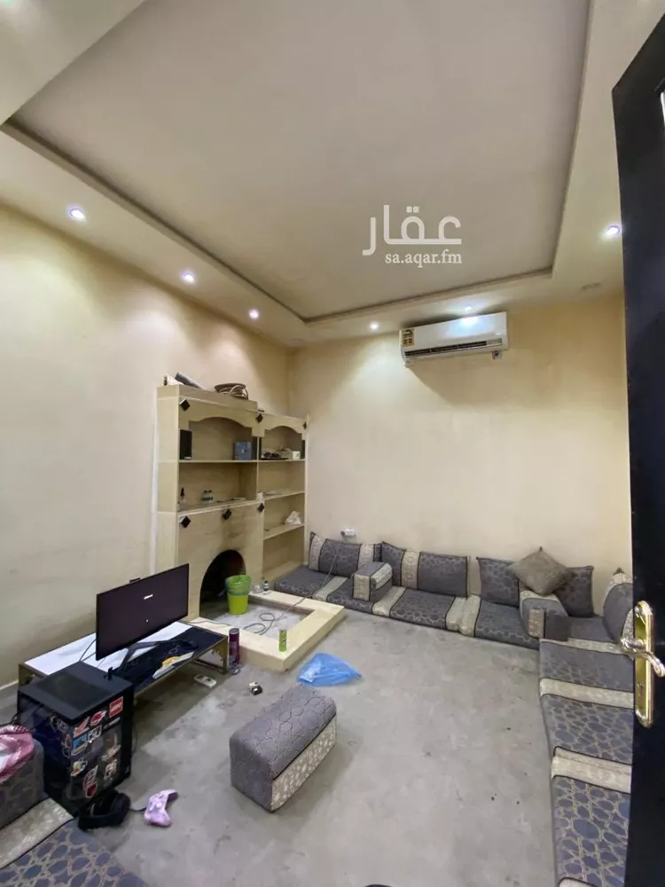 فيلا للبيع في شارع رقم 298, حي الرمال, مدينة الرياض, منطقة الرياض 8