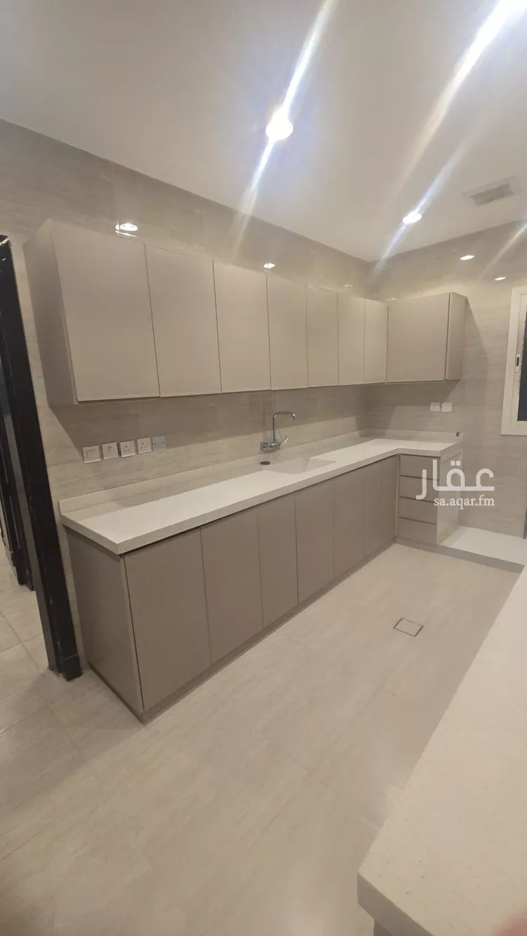 فيلا للإيجار في شارع نبرة, حي الوادي, مدينة الرياض, منطقة الرياض صورة 2