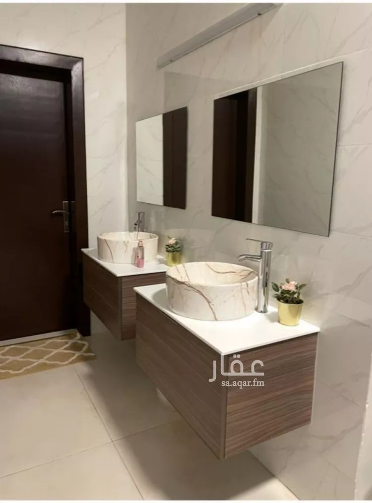 فيلا للبيع في شارع الحبقة, حي النفل, مدينة الرياض, منطقة الرياض صورة 4