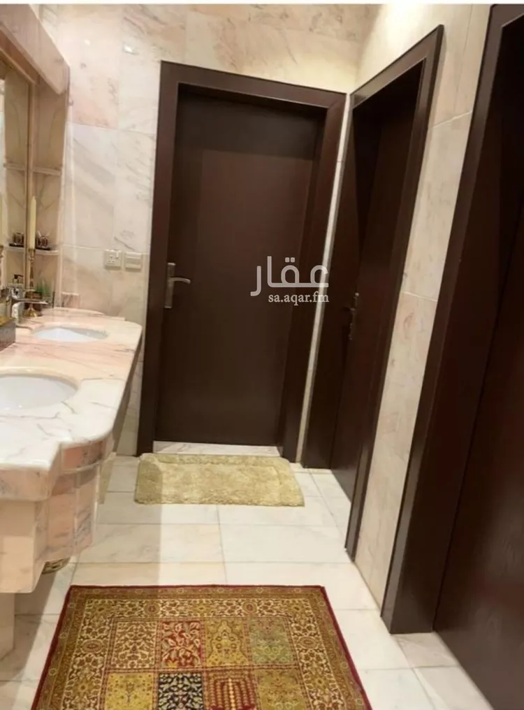 فيلا للبيع في شارع الحبقة, حي النفل, مدينة الرياض, منطقة الرياض صورة 3
