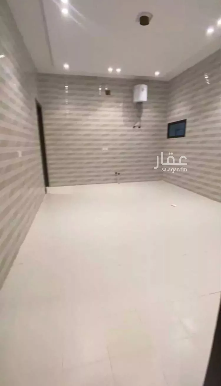 فيلا للإيجار في شارع زايد السبيعي, حي بدر, مدينة الرياض, منطقة الرياض صورة 4