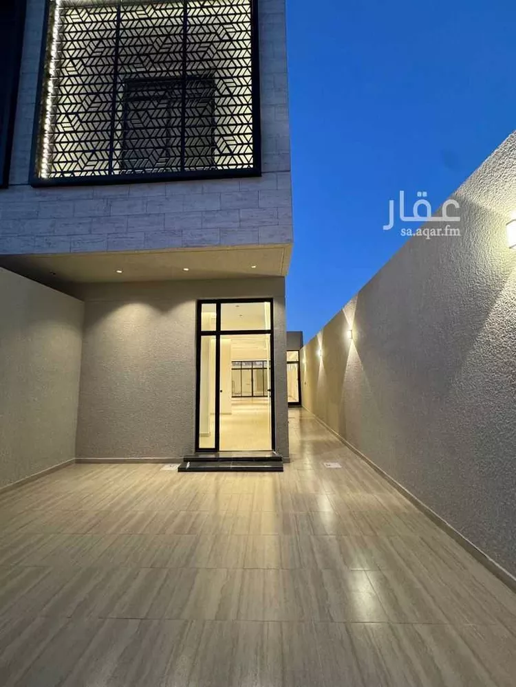 فيلا للبيع في شارع عدي بن نوفل ، حي السد ، حريملاء ، حريملاء