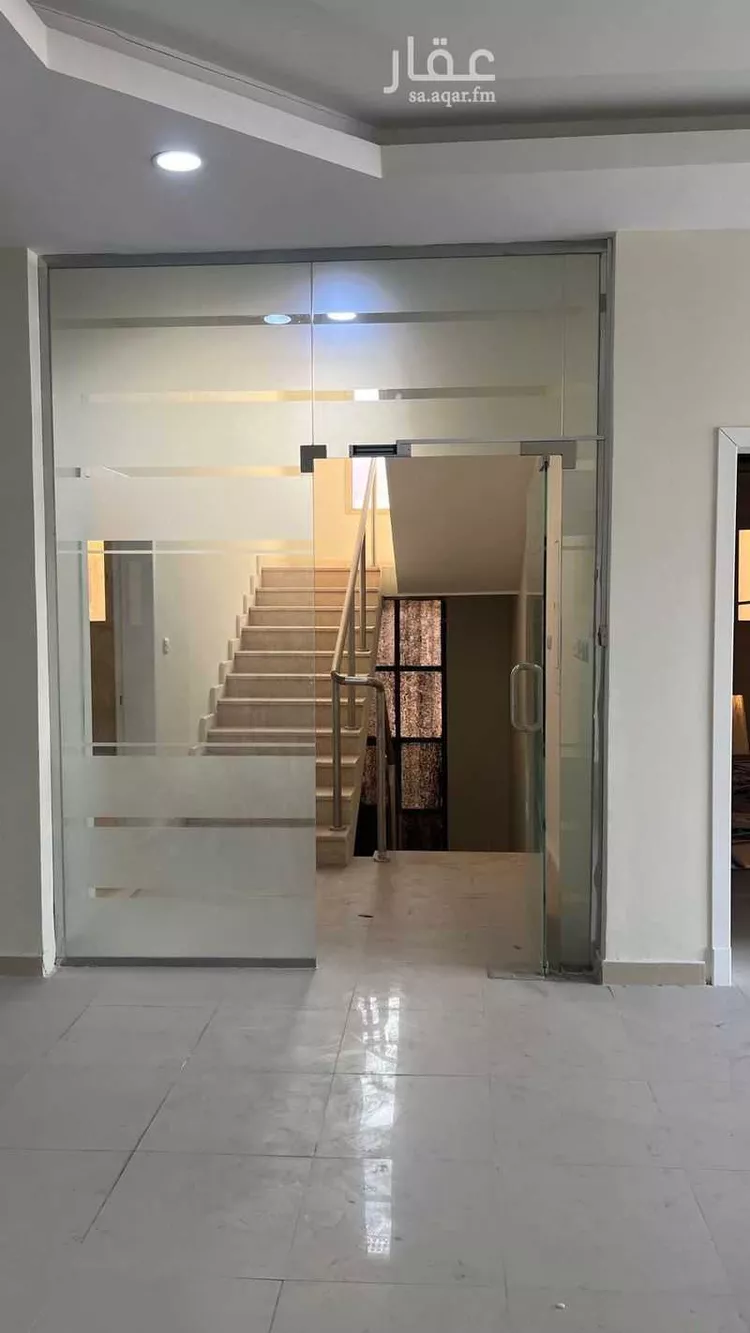 عمارة للبيع في شارع التجاري, حي النزهة, مدينة الدمام, المنطقة الشرقية صورة 5
