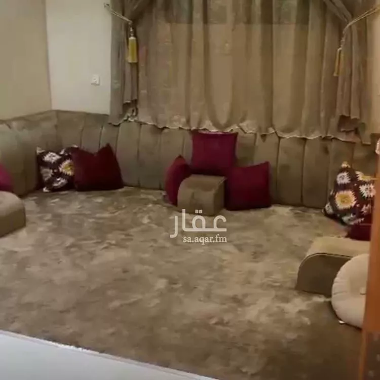 فيلا للبيع في شارع عبدالملك بن عباس, حي المهدية, مدينة الرياض, منطقة الرياض صورة 3