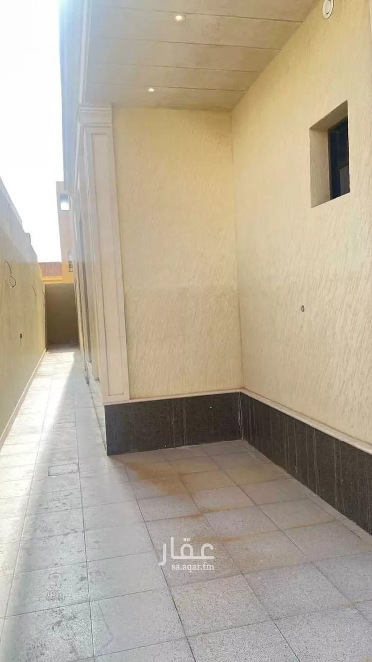 Floor for Sale in Al Muzahimiyah Ghirnatah صورة 3