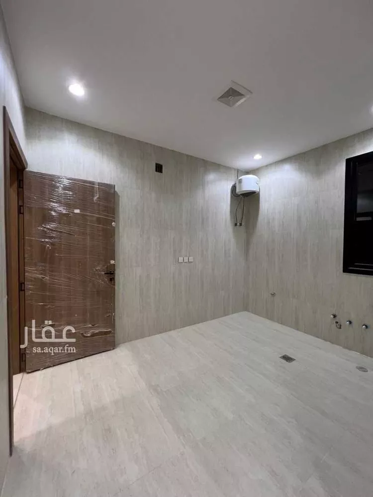 فيلا للبيع في شارع إسماعيل بن عيسى المرشدي, حي الرمال, مدينة الرياض, منطقة الرياض 12
