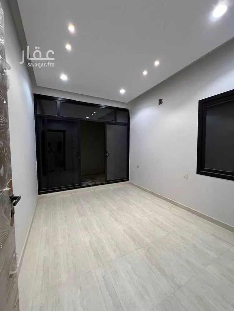 فيلا للبيع في شارع إسماعيل بن عيسى المرشدي, حي الرمال, مدينة الرياض, منطقة الرياض صورة 5