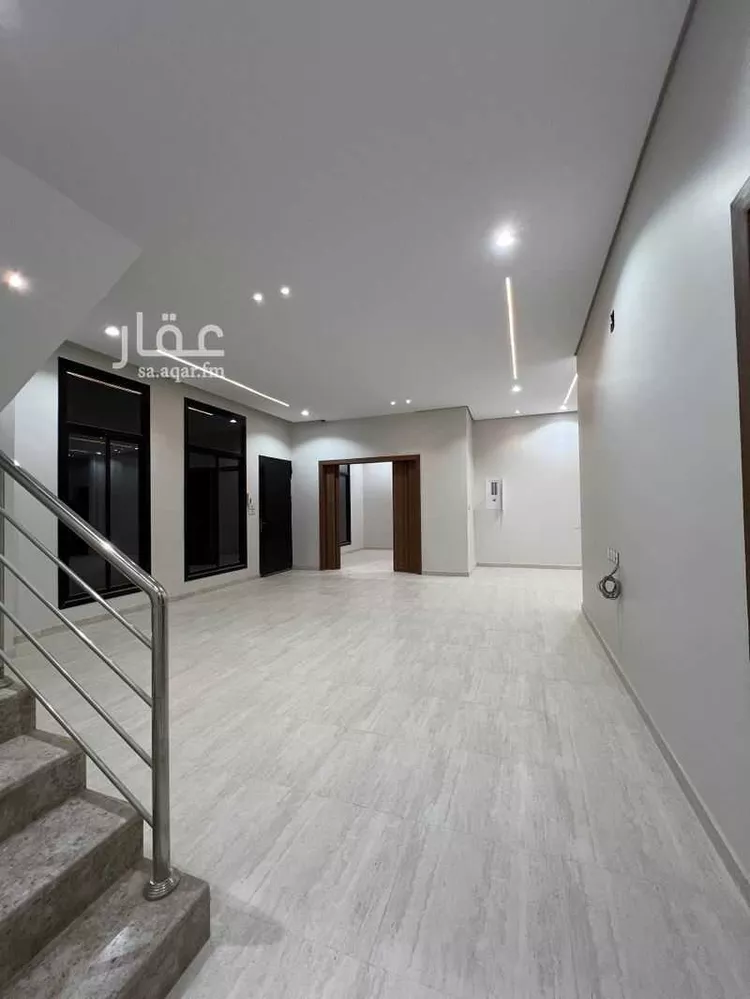فيلا للبيع في شارع إسماعيل بن عيسى المرشدي, حي الرمال, مدينة الرياض, منطقة الرياض صورة 5
