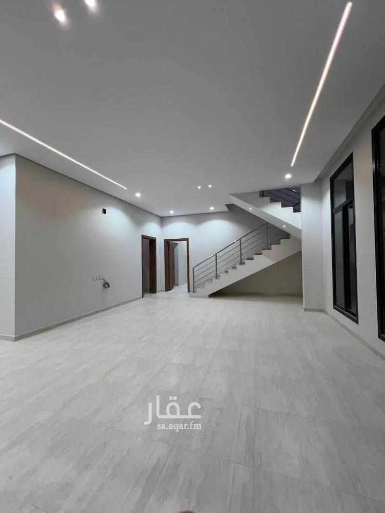 فيلا للبيع في شارع إسماعيل بن عيسى المرشدي, حي الرمال, مدينة الرياض, منطقة الرياض صورة 4