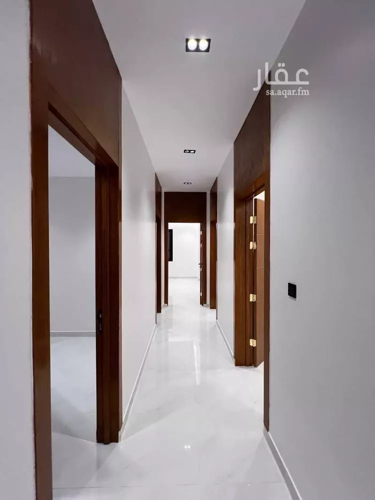 دور للبيع في شارع يونس الرشيدي, حي الرمال, مدينة الرياض, منطقة الرياض 7
