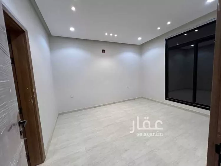 فيلا للبيع في شارع إسماعيل بن عيسى المرشدي, حي الرمال, مدينة الرياض, منطقة الرياض 7