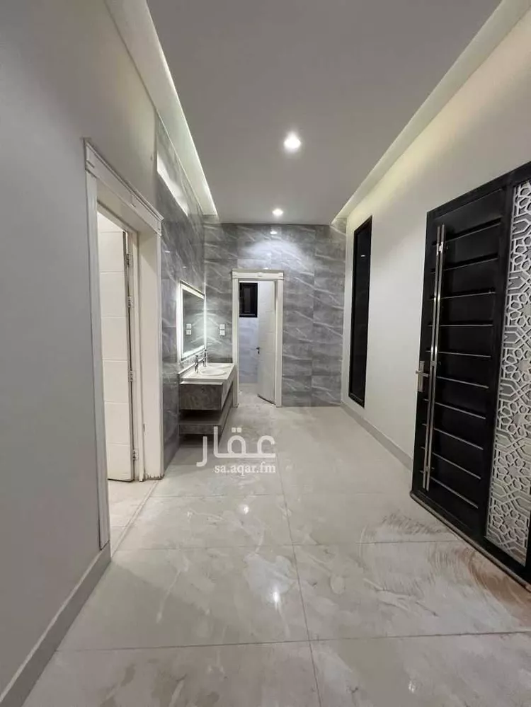 فيلا للبيع في شارع أبي الطاهر الأنماطي, حي الرمال, مدينة الرياض, منطقة الرياض 6