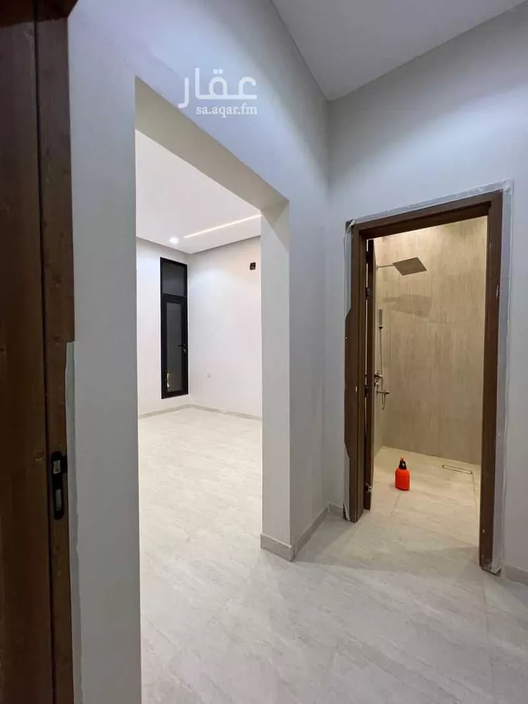 فيلا للبيع في شارع إسماعيل بن عيسى المرشدي, حي الرمال, مدينة الرياض, منطقة الرياض 7