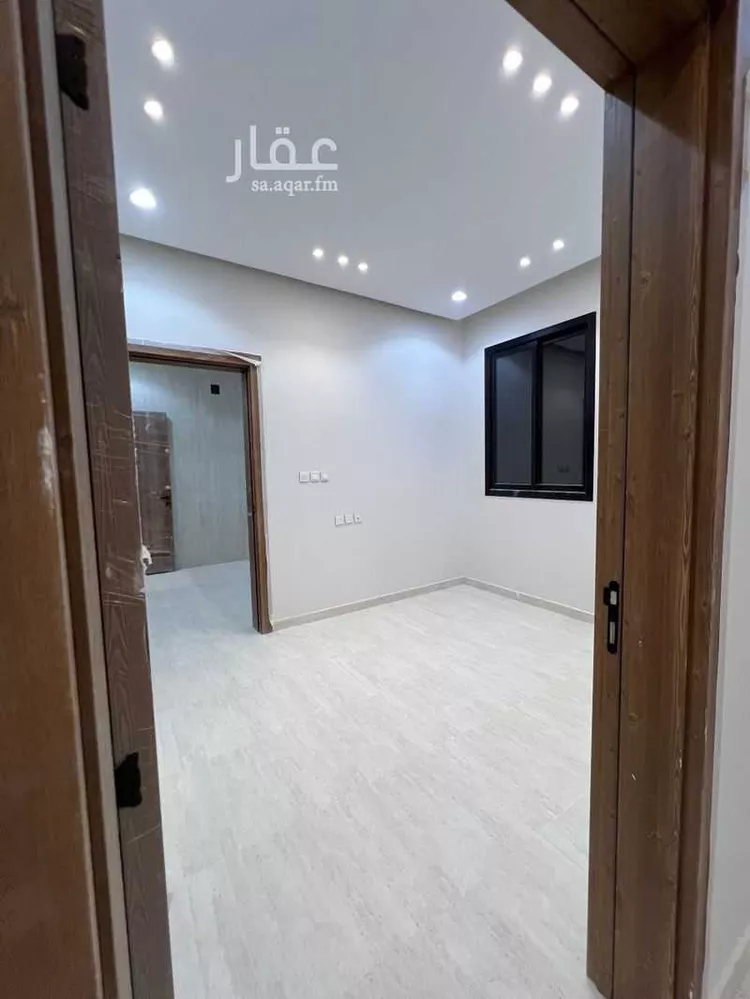 فيلا للبيع في شارع إسماعيل بن عيسى المرشدي, حي الرمال, مدينة الرياض, منطقة الرياض 9