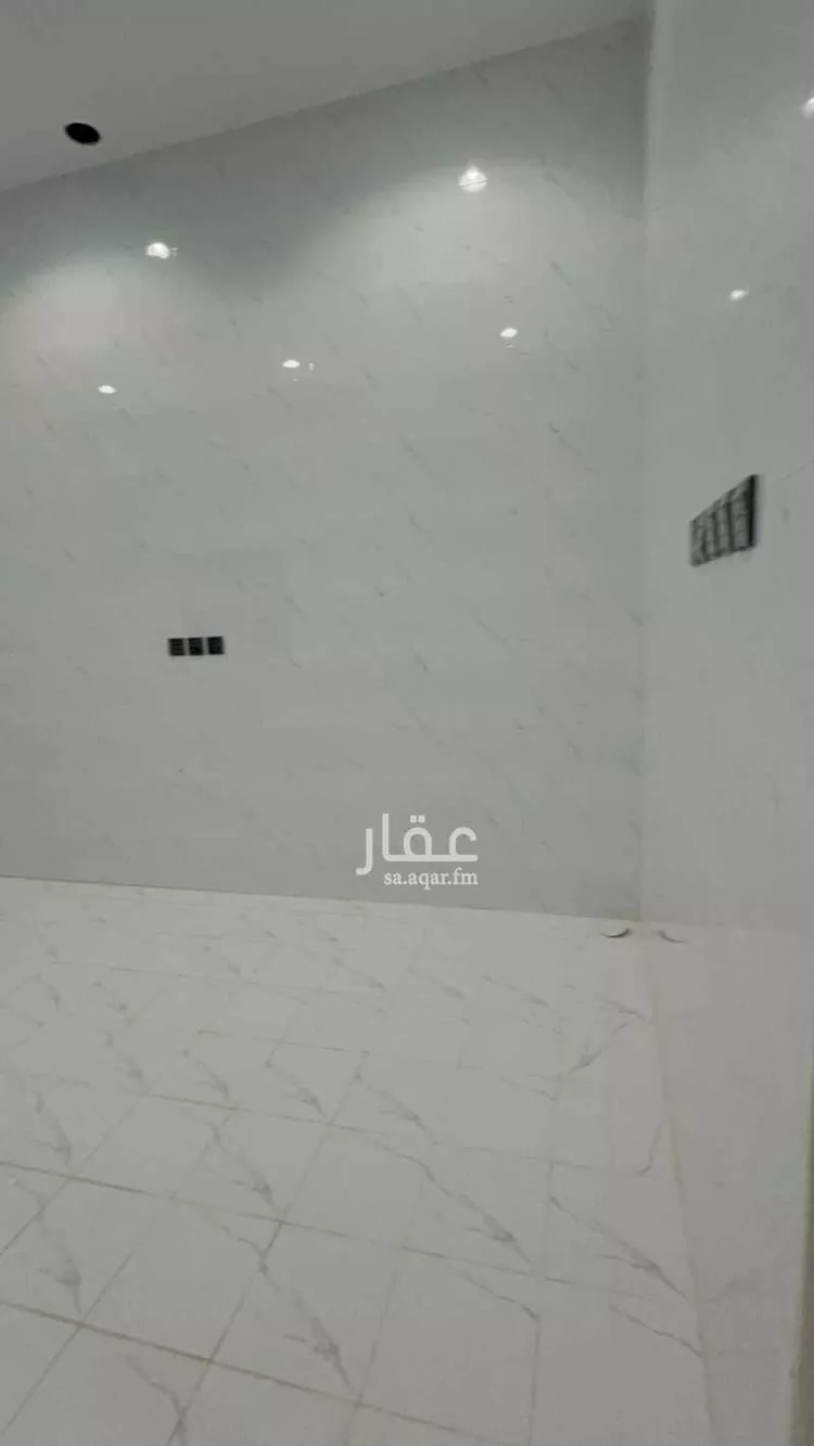 دور للبيع في شارع غربي - جنوبي, حي الجنادرية, مدينة الرياض, منطقة الرياض 11