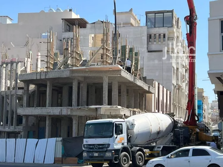 عمارة للبيع في شارع سعود بن عبدالعزيز, حي العزيزية, مدينة ابها, منطقة عسير صورة 5