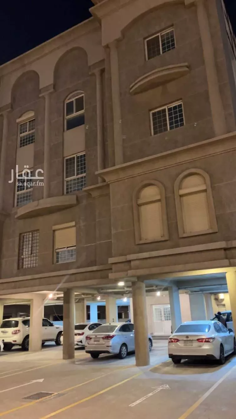 شقة للبيع في شارع هند السلمى ، حي تهامة ، الظهران ، الدمام صورة 2