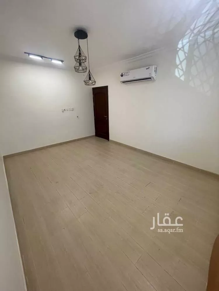 عمارة للإيجار في شارع مجاهد بن جبر, حي العيون, مدينة المدينة المنورة, منطقة المدينة المنورة