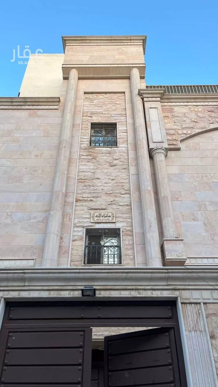Building for Sale in Medina Mudhainib