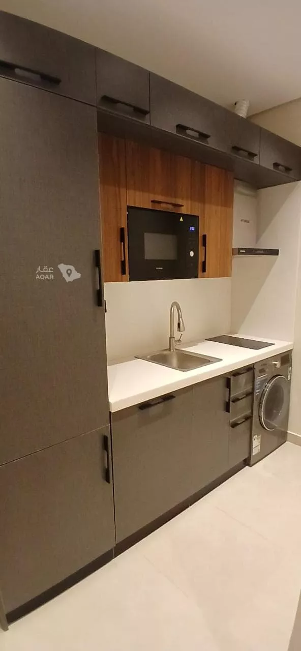 عمارة للإيجار في شارع ابن بركة, حي الشرفية, مدينة الرياض, منطقة الرياض 26