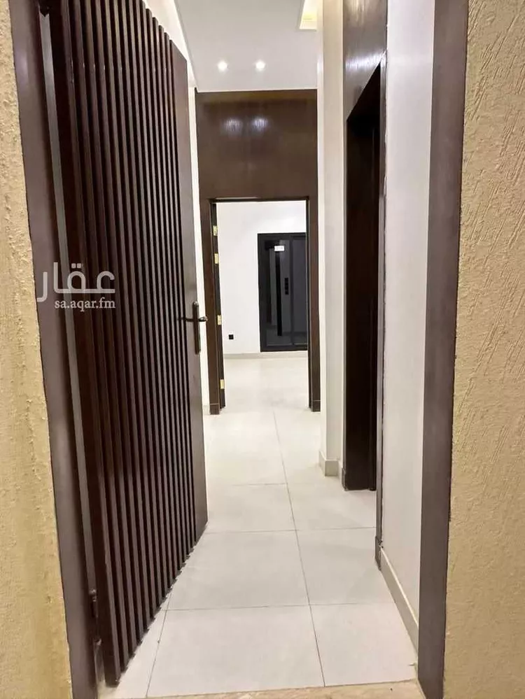دور للبيع في شارع أبي بكر العمري, حي العوالي, مدينة الرياض, منطقة الرياض صورة 4