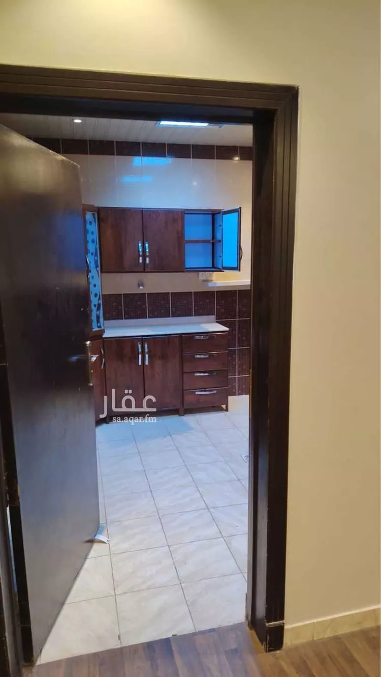 فيلا للبيع في شارع الربايع, حي ظهرة البديعة, مدينة الرياض, منطقة الرياض 8