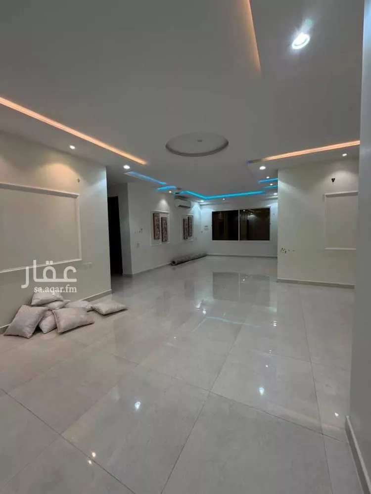 Floor for Rent in Riyadh Dhahrat Namar