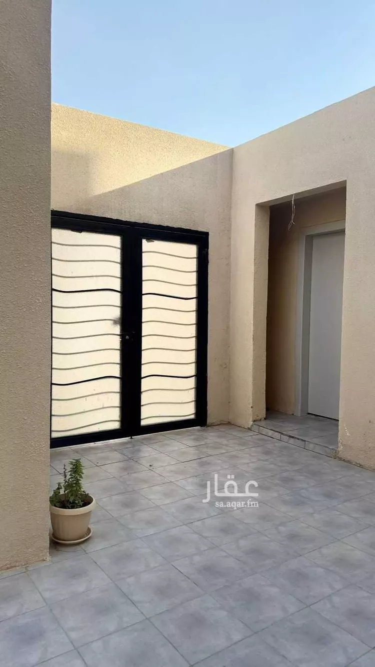 فيلا للبيع في شارع نصيب مولى المهدي, حي الرمال, مدينة الرياض, منطقة الرياض صورة 2