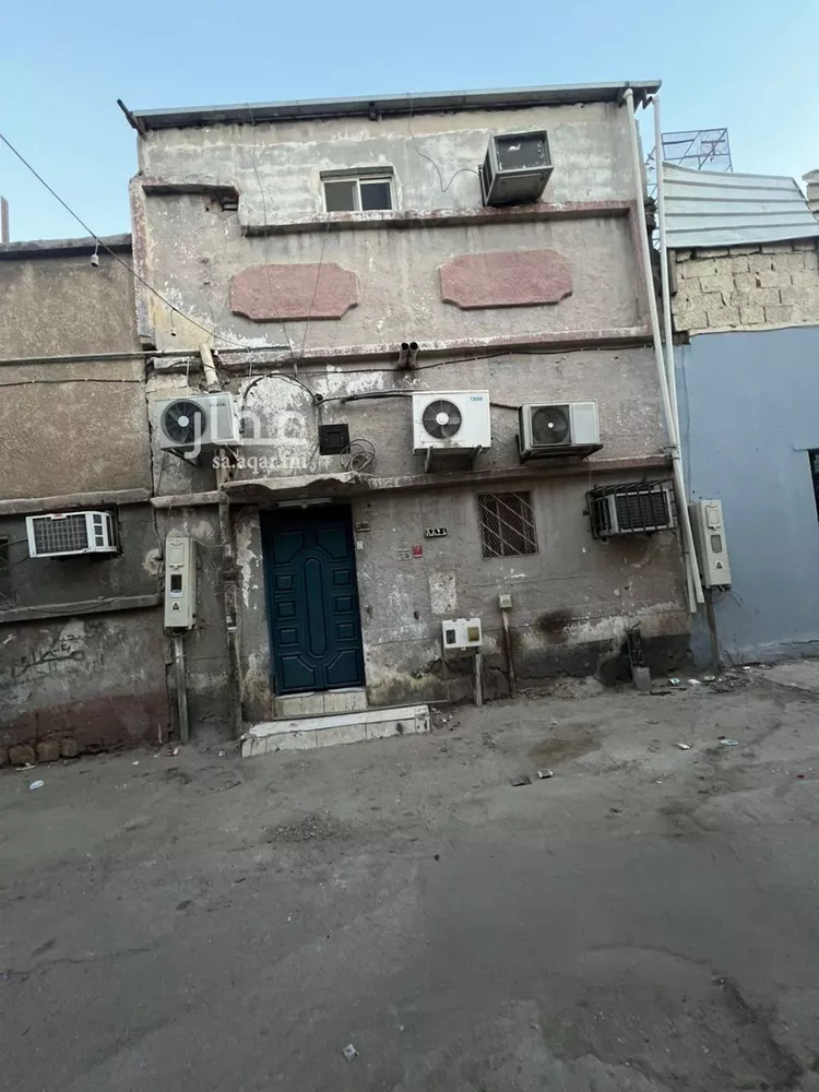 فيلا للبيع في شارع سيهات, حي الصالحية, مدينة الرياض, منطقة الرياض
