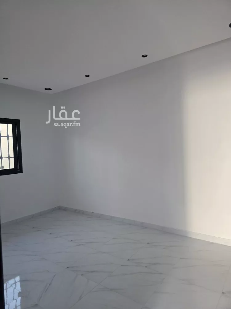فيلا للبيع في شارع عرفات, حي الدار البيضاء, مدينة الرياض, منطقة الرياض صورة 4