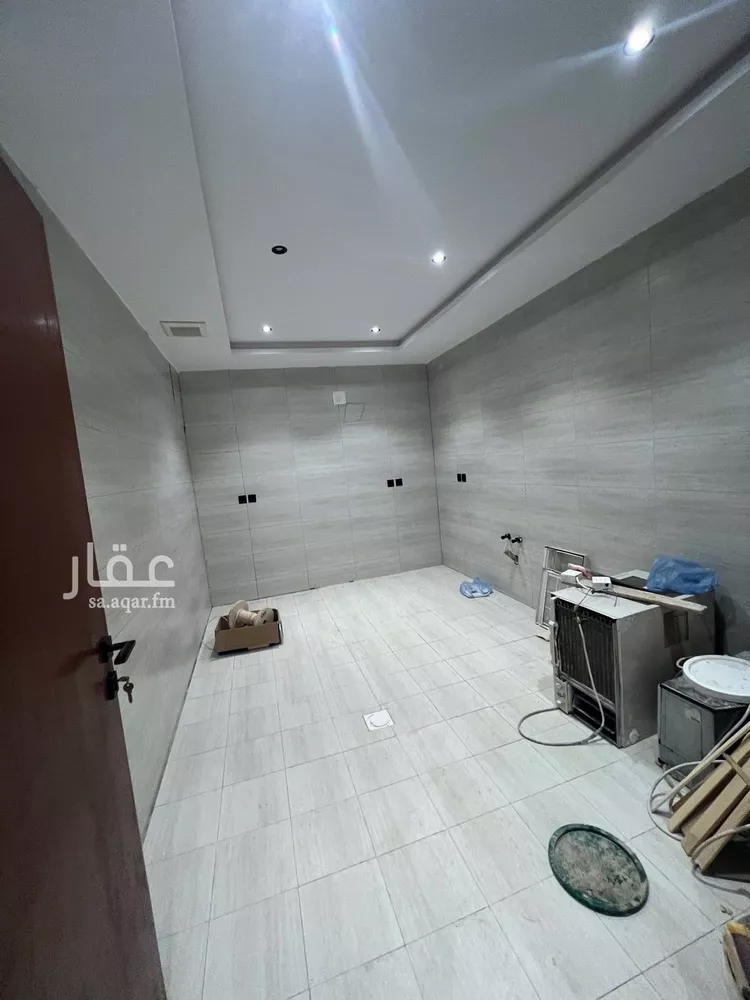 دور للبيع في شارع ابن زيادة, حي طيبة, مدينة الرياض, منطقة الرياض صورة 2