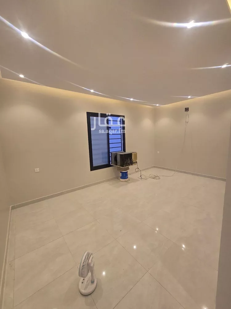 دور للبيع في شارع عرفات, حي الدار البيضاء, مدينة الرياض, منطقة الرياض صورة 2