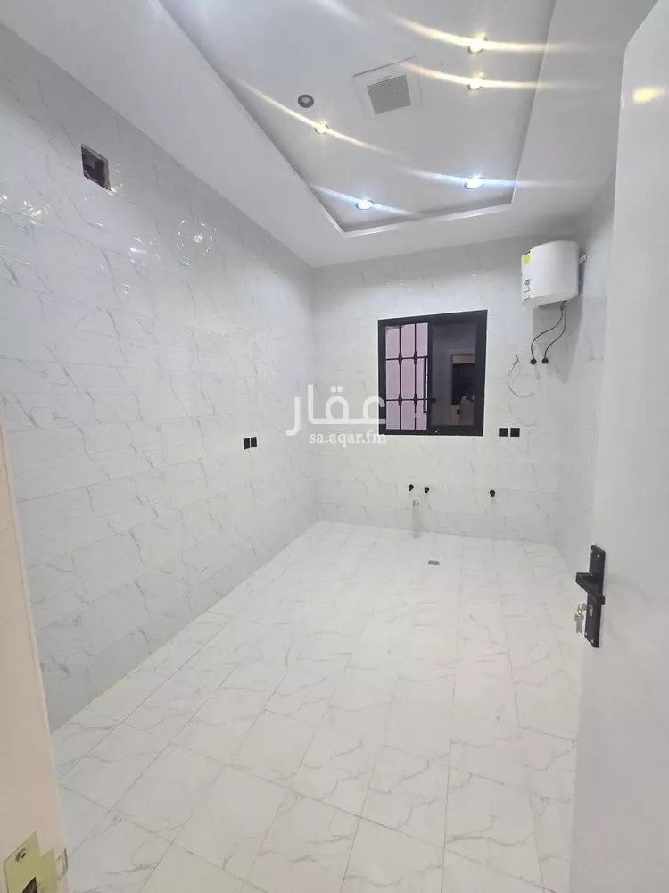 دور للبيع في شارع عرفات, حي الدار البيضاء, مدينة الرياض, منطقة الرياض صورة 4
