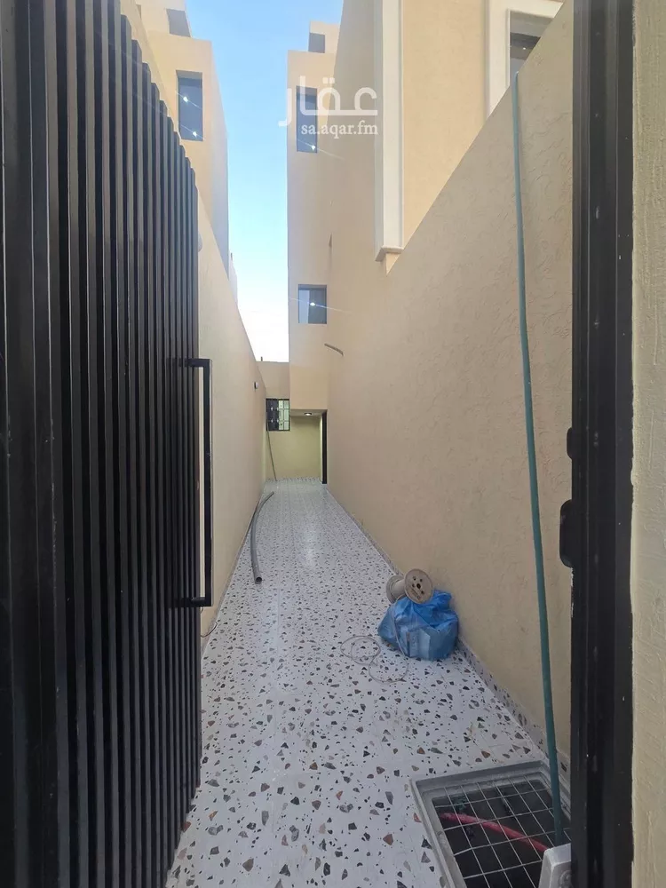 دور للبيع في شارع عرفات, حي الدار البيضاء, مدينة الرياض, منطقة الرياض
