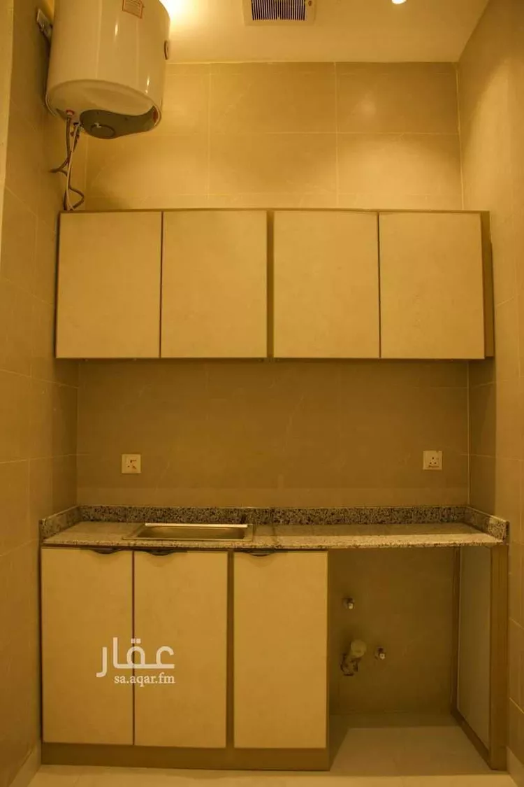 عمارة للإيجار في شارع جبل الدخان, حي ظهرة لبن, مدينة الرياض, منطقة الرياض صورة 2