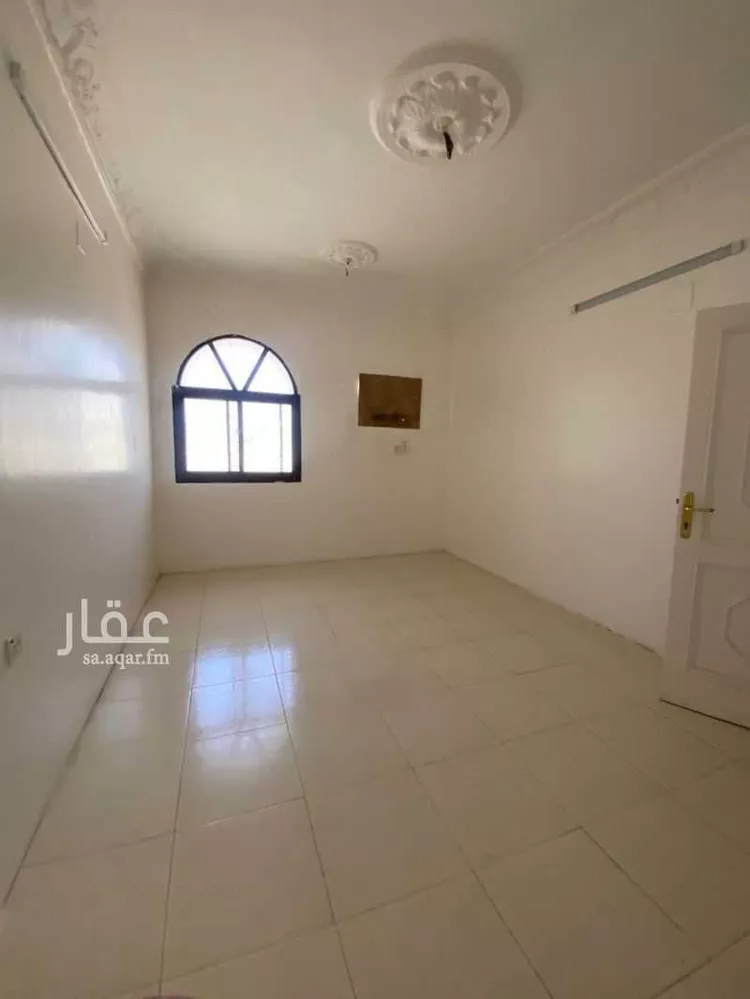 شقة للإيجار في شارع مالك الاحمري ، حي بني عبدالاشهل ، المدينة المنورة ، منطقة المدينة المنورة صورة 3