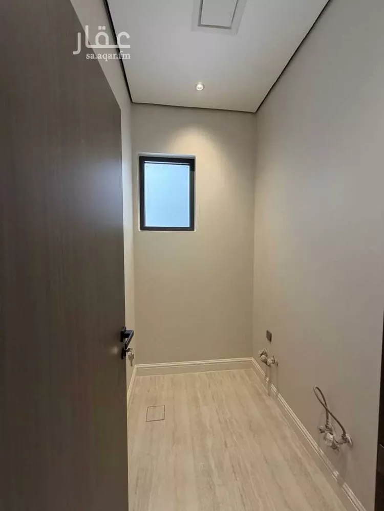 شقة للإيجار في شارع سيف بن عزاز, حي المعيزيلة, مدينة الرياض, منطقة الرياض 8