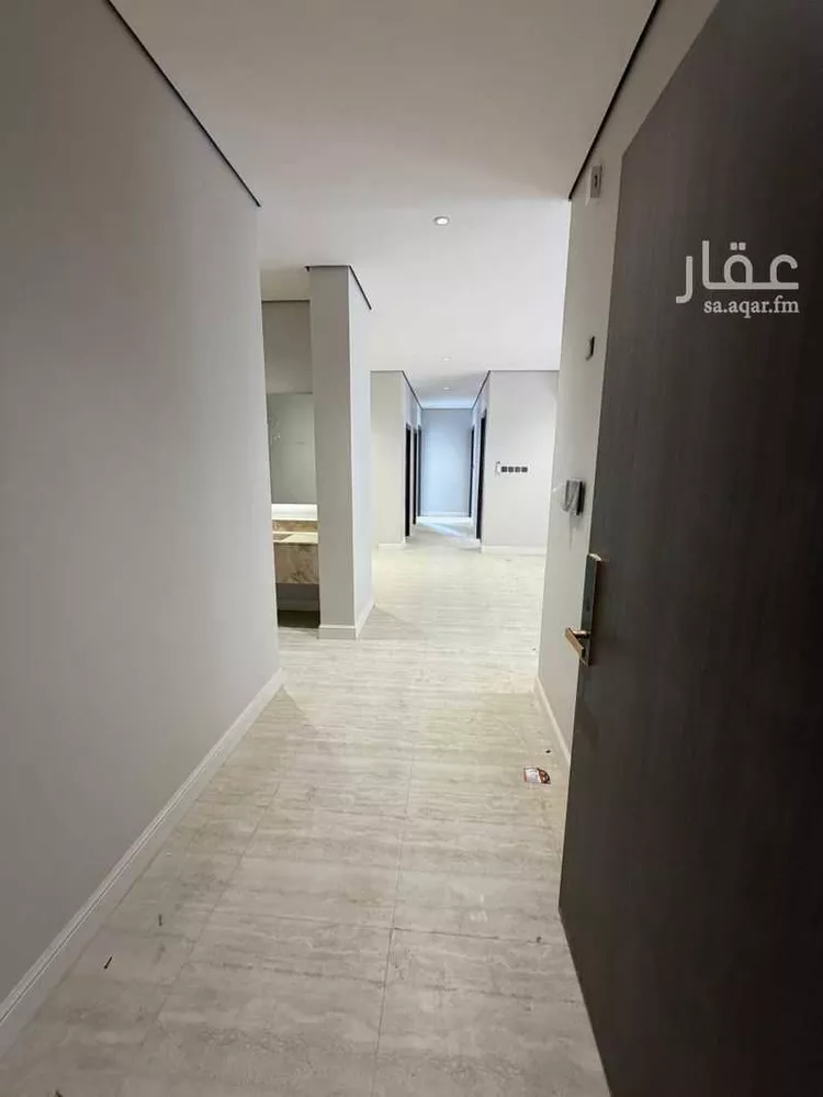 شقة للإيجار في شارع سيف بن عزاز, حي المعيزيلة, مدينة الرياض, منطقة الرياض