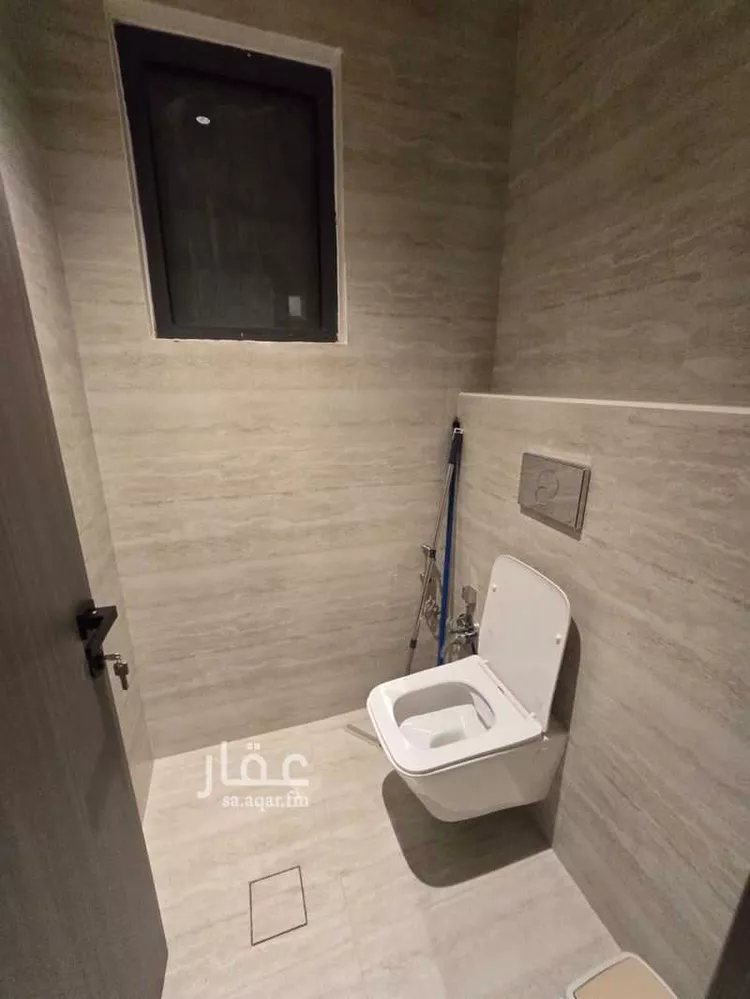 شقة للإيجار في شارع سيف بن عزاز, حي المعيزيلة, مدينة الرياض, منطقة الرياض 11