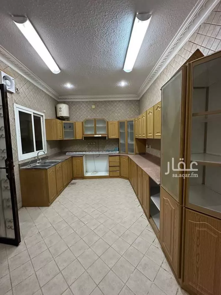 فيلا للإيجار في شارع المليداء, حي الريان, مدينة الرياض, منطقة الرياض صورة 3