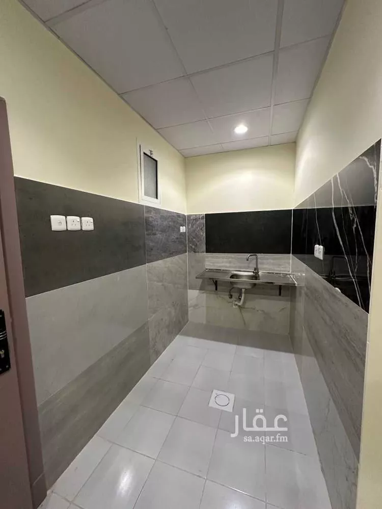 عمارة للإيجار في شارع  احمد ابن حنبل, حي السلام, مدينة الرياض, منطقة الرياض صورة 2